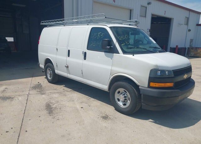 2020 CHEVROLET Express