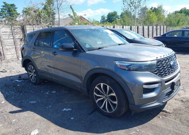2021 FORD Explorer