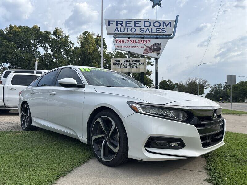 2018 HONDA Accord