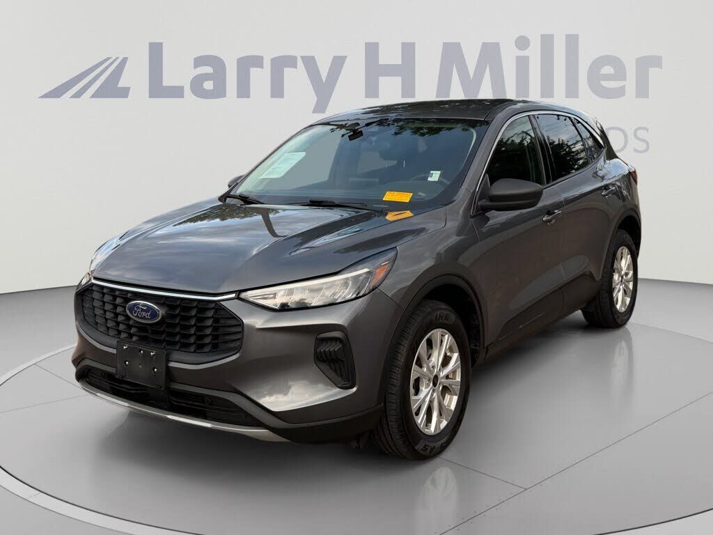 2024 FORD Escape