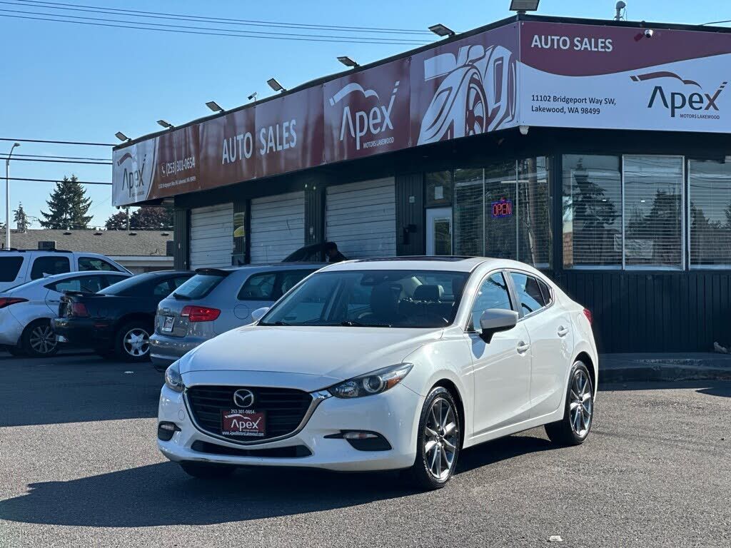2018 MAZDA Mazda3