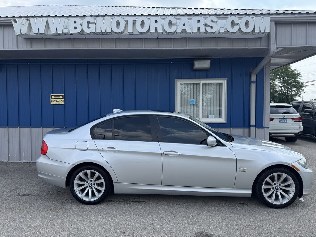 2011 BMW 3 Series