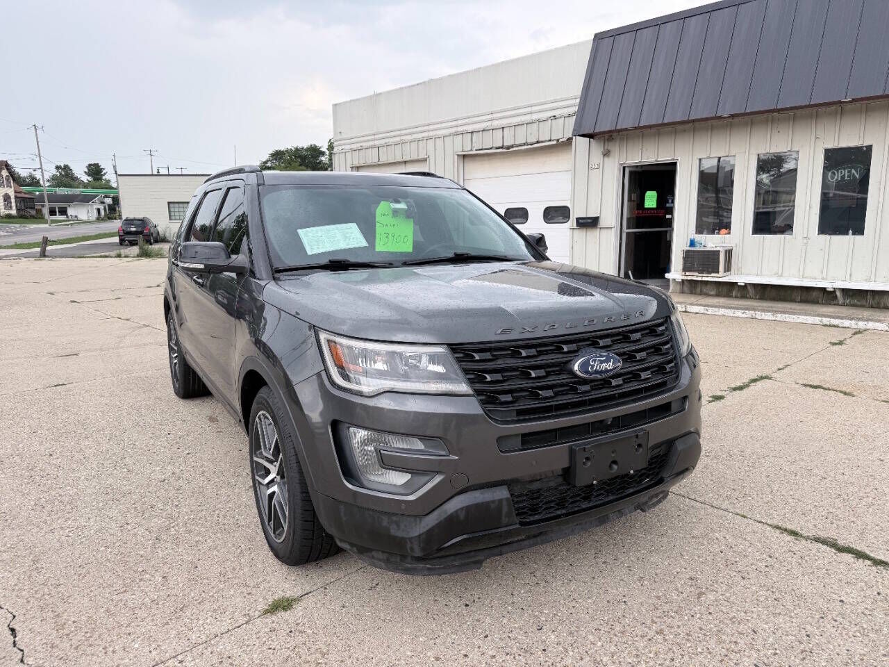 2017 FORD Explorer