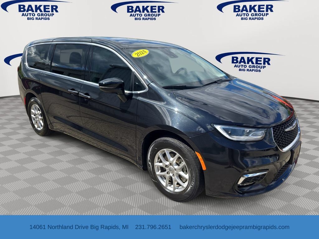 2024 CHRYSLER Pacifica