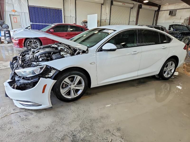 2018 BUICK Regal