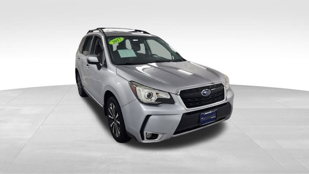 2017 SUBARU Forester