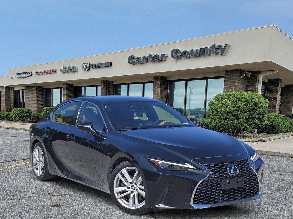 2023 LEXUS IS