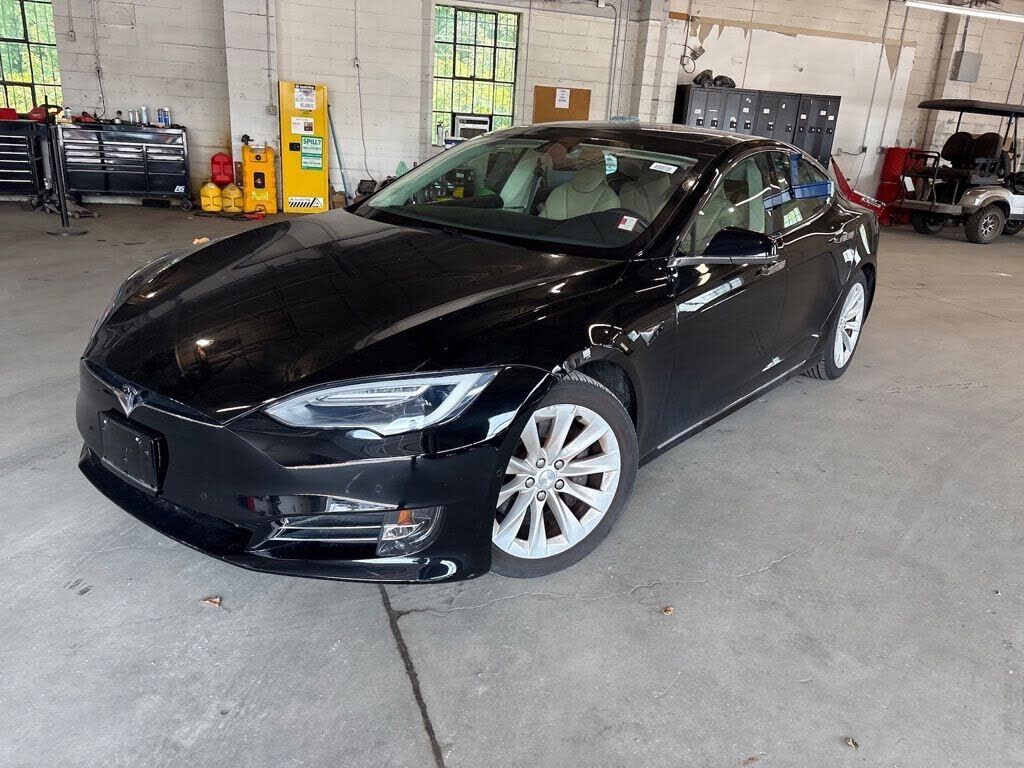 2017 TESLA Model S