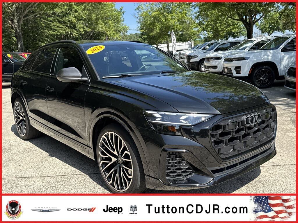 2024 AUDI SQ8
