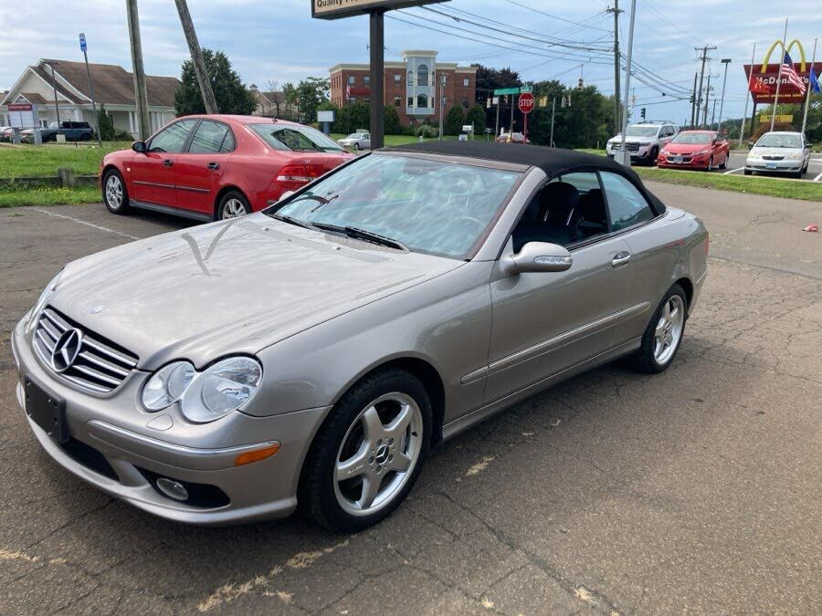 2004 MERCEDES-BENZ CLK-Class