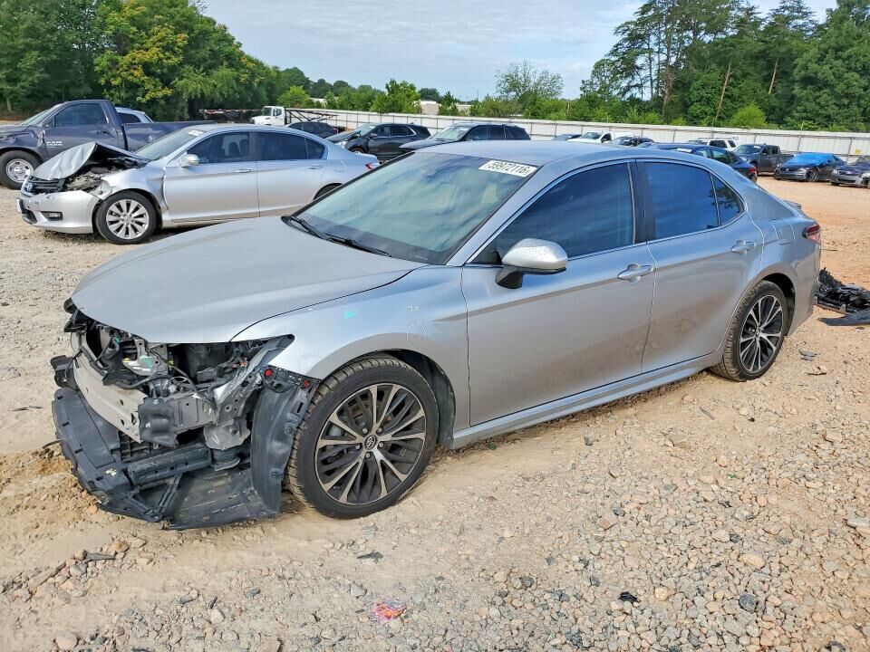 2019 TOYOTA Camry