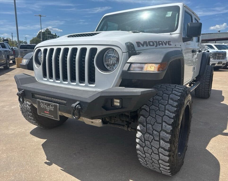 2022 JEEP Gladiator