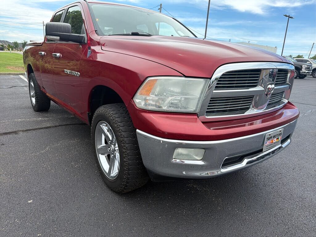 2011 DODGE Ram