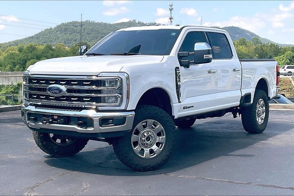 2025 FORD F-250