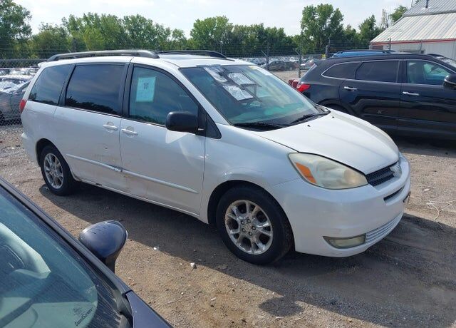 2005 TOYOTA Sienna