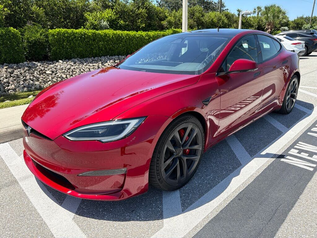 2024 TESLA Model S