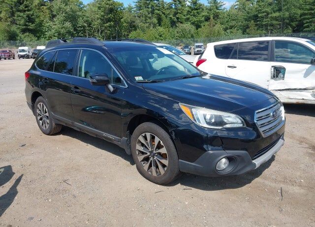 2016 SUBARU Outback