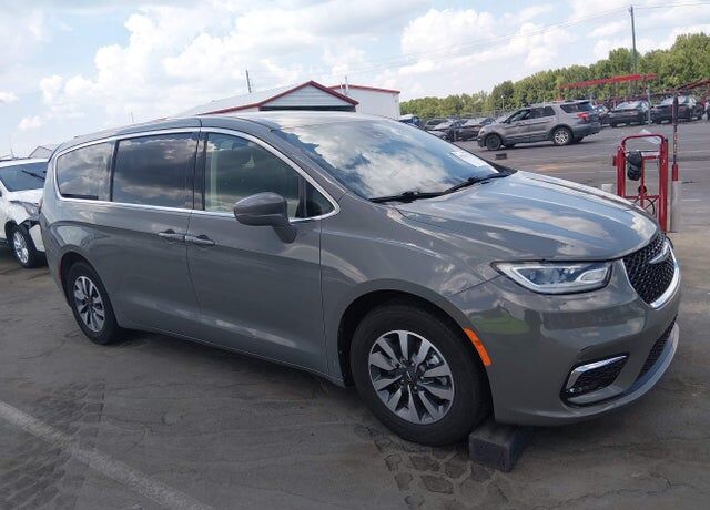 2022 CHRYSLER Pacifica