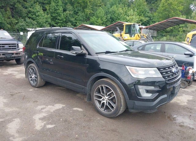 2017 FORD Explorer