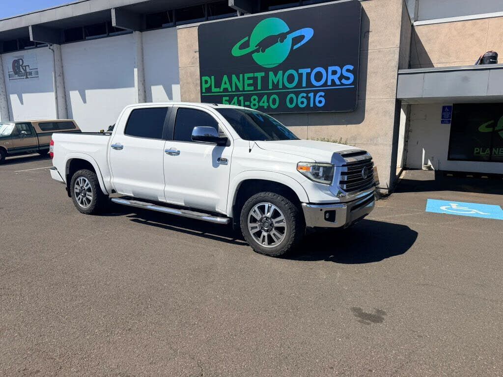 2018 TOYOTA Tundra