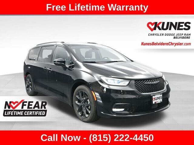 2025 CHRYSLER Pacifica