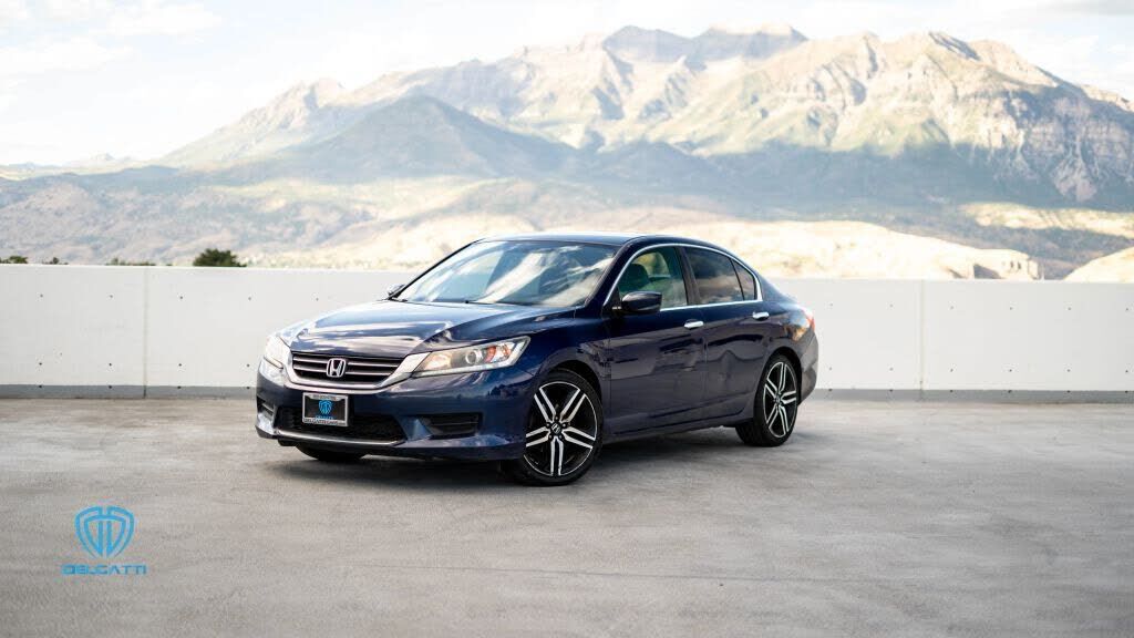 2013 HONDA Accord