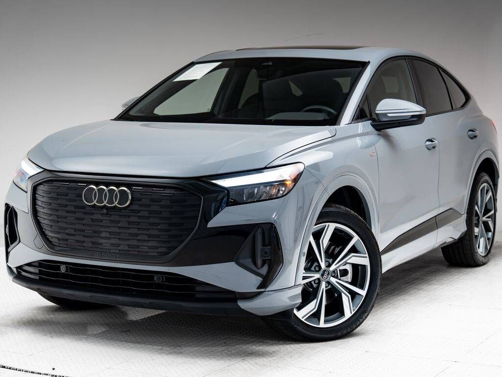 2023 AUDI Q4