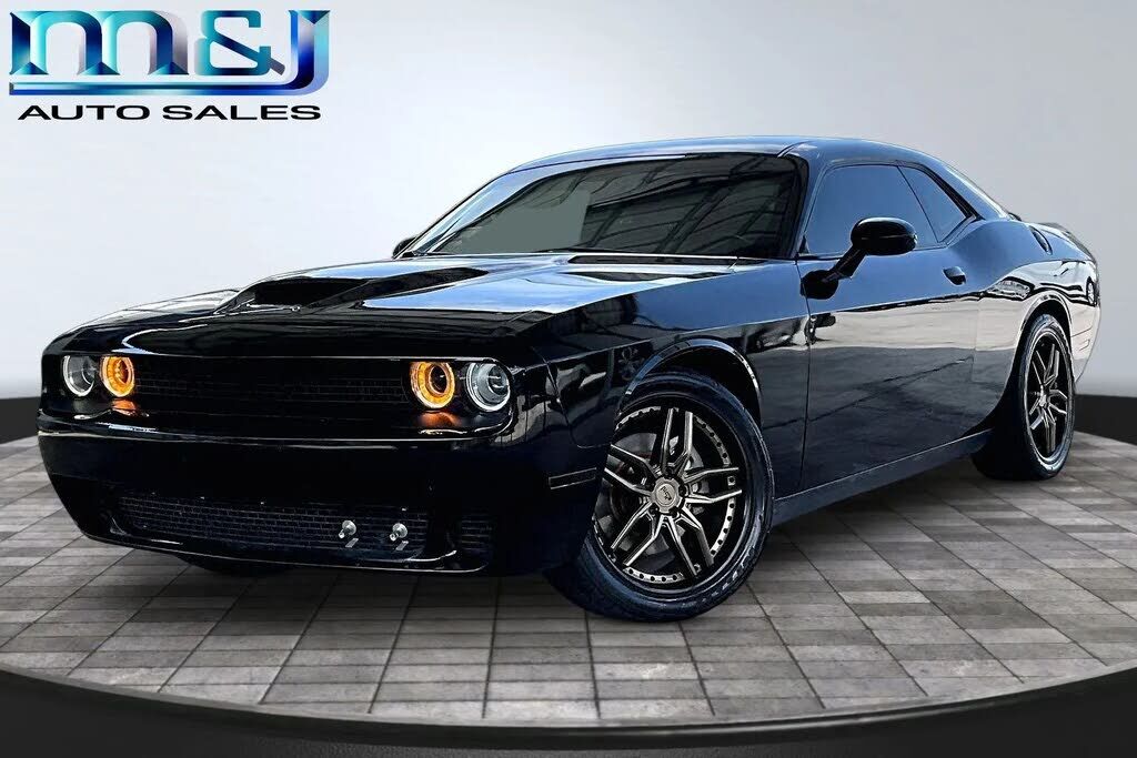 2020 DODGE Challenger