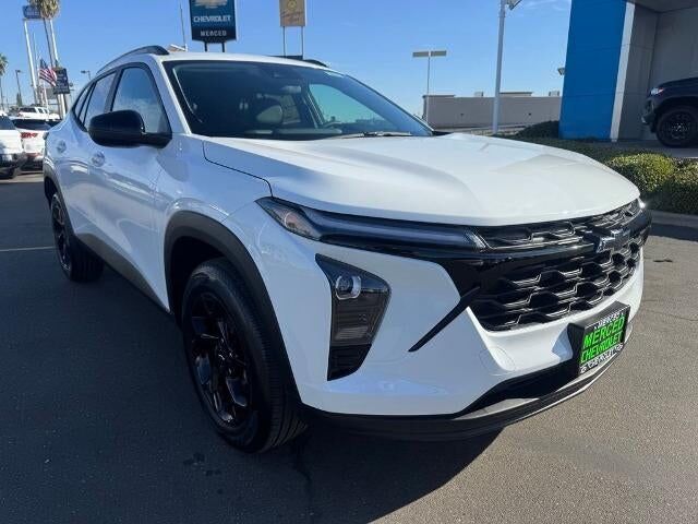2026 CHEVROLET Trax