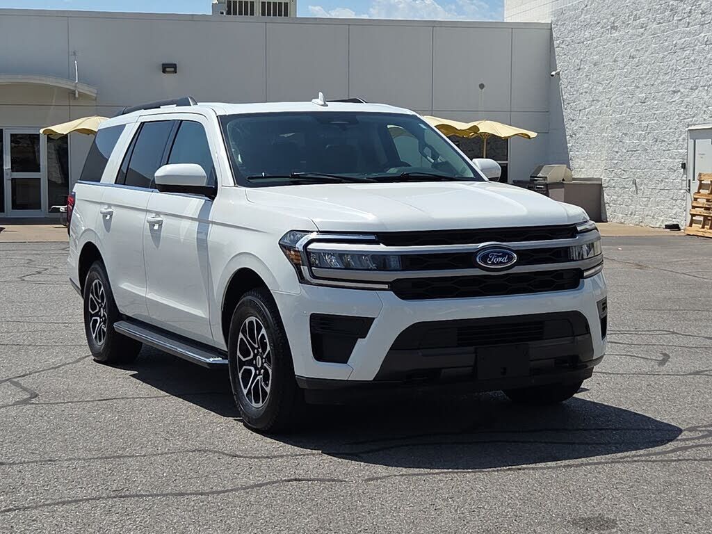 2022 FORD Expedition