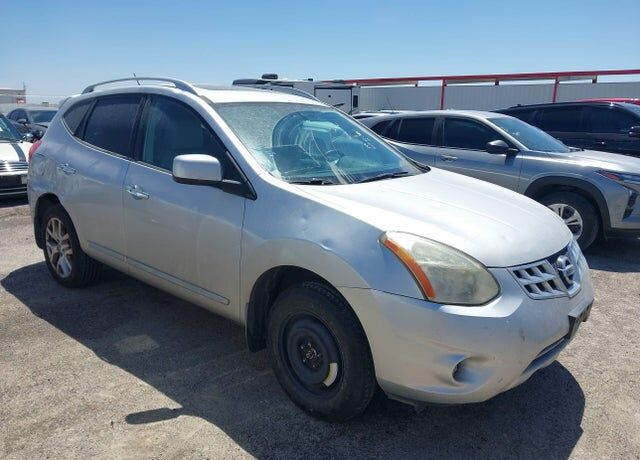 2011 NISSAN Rogue
