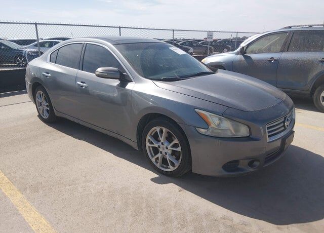 2014 NISSAN Maxima