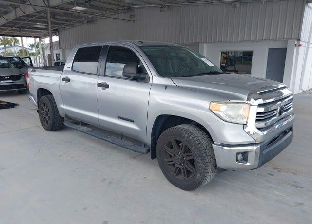 2017 TOYOTA Tundra