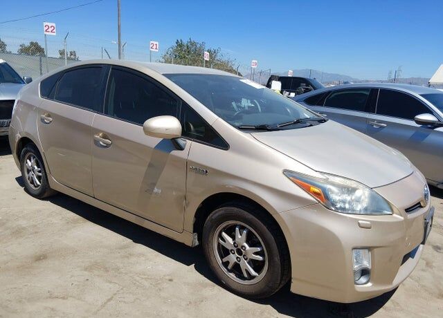 2011 TOYOTA PRIUS