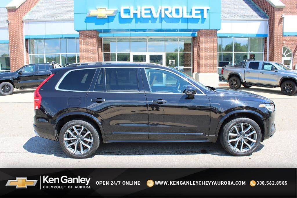 2019 VOLVO XC90