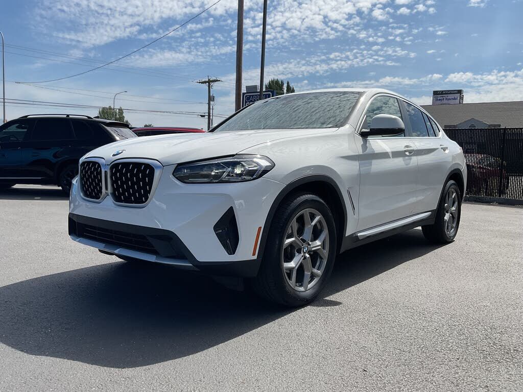 2025 BMW X4