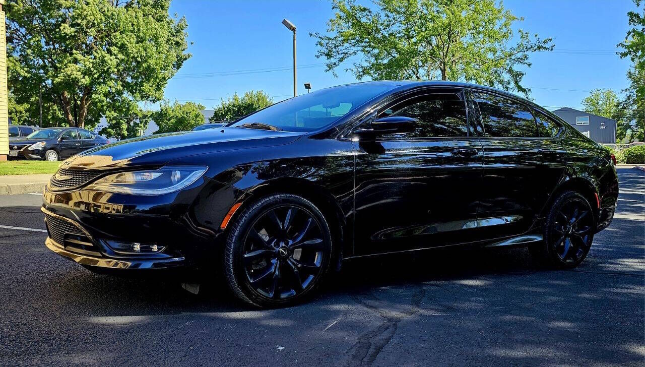 2016 CHRYSLER 200