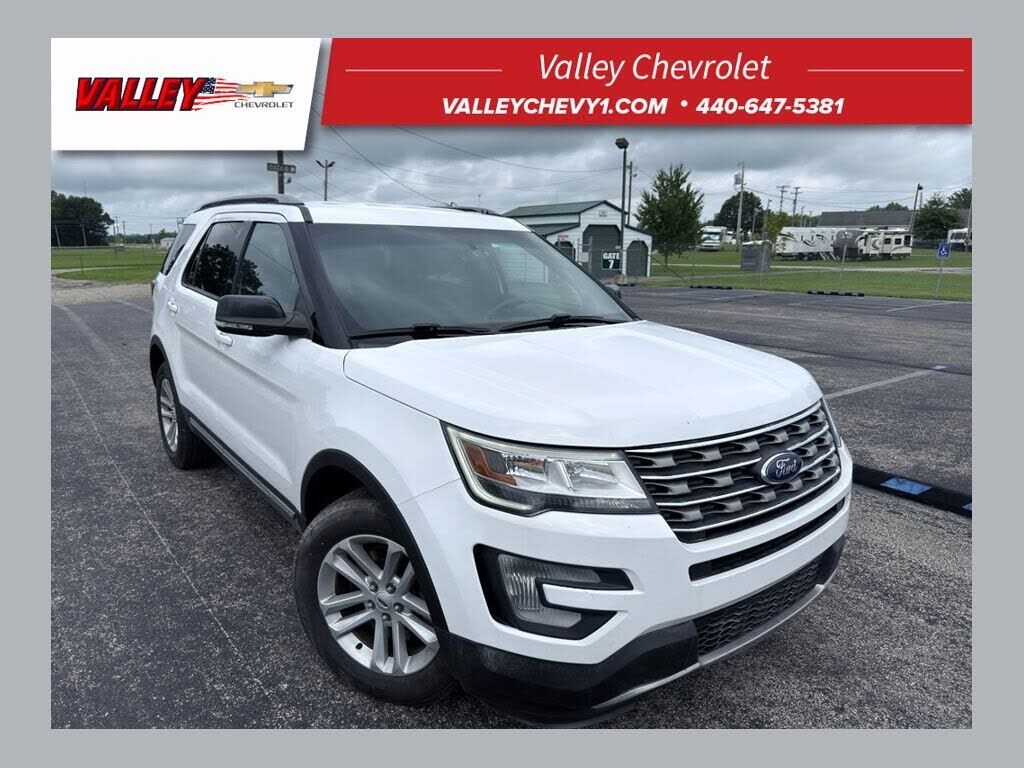 2017 FORD Explorer