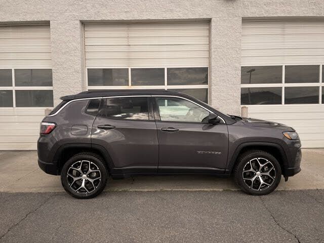 2024 JEEP Compass