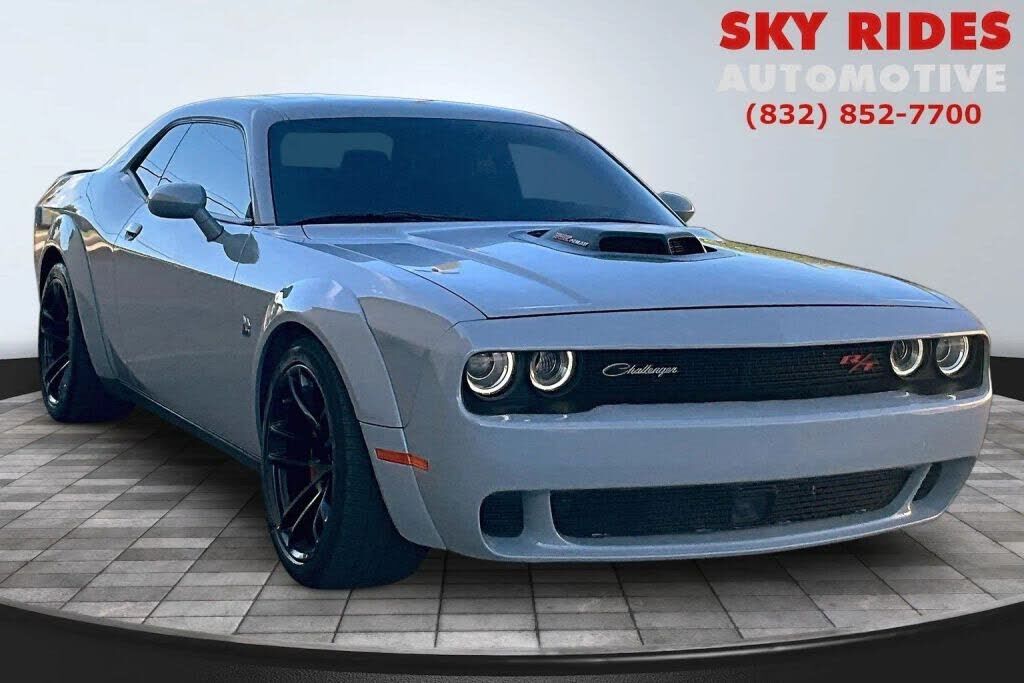 2021 DODGE Challenger