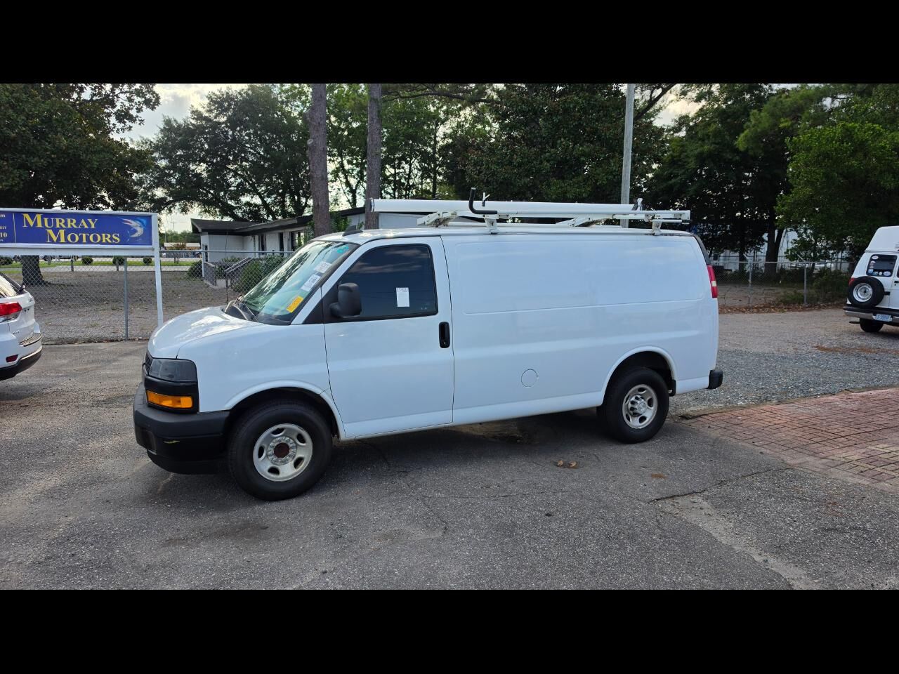 2019 CHEVROLET Express
