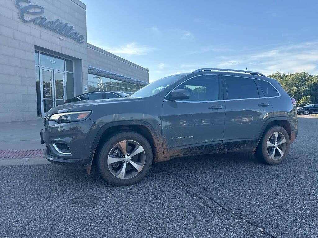 2021 JEEP Cherokee