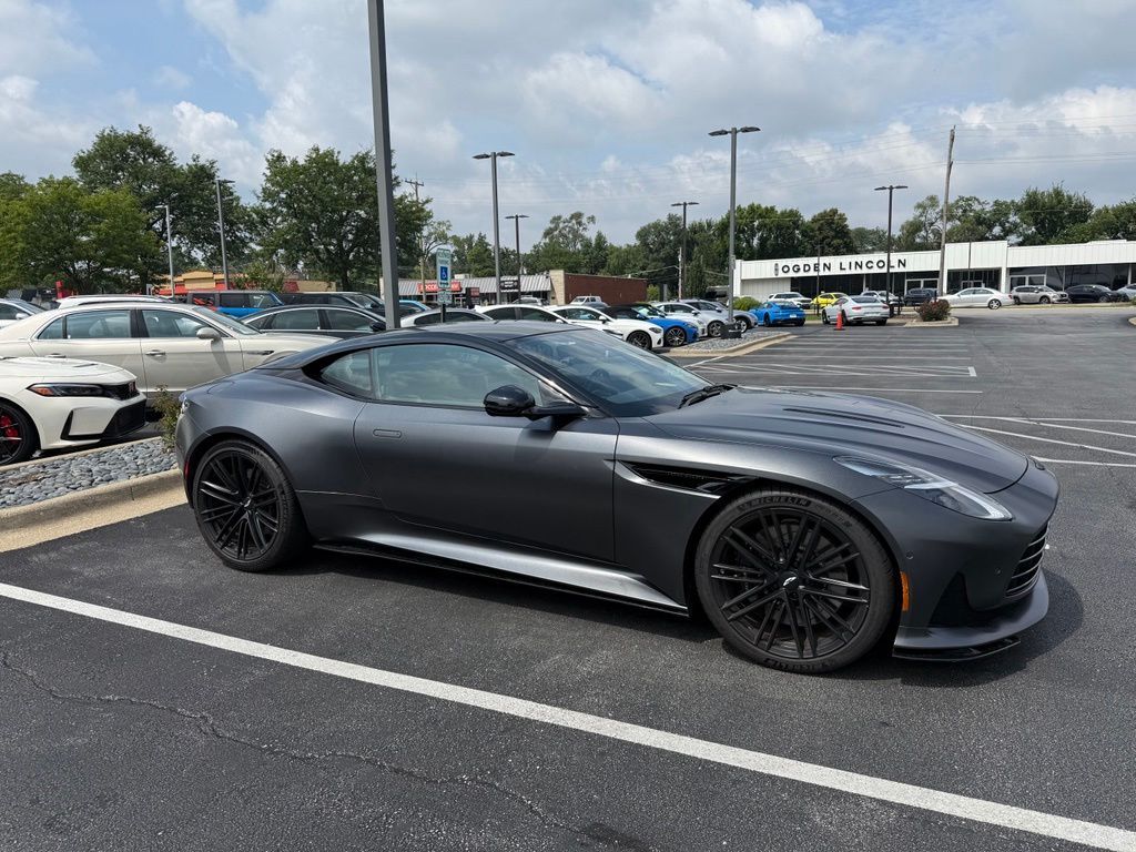 2024 ASTON MARTIN DB12
