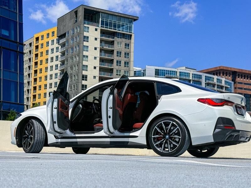 2023 BMW i4