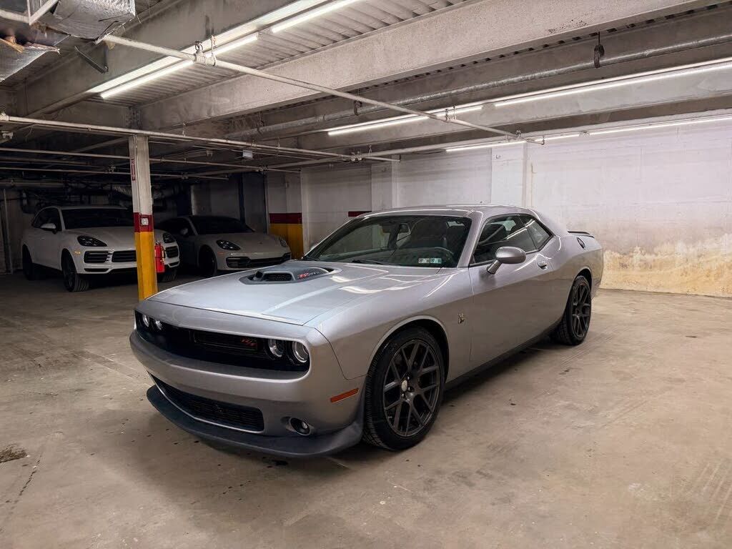 2016 DODGE Challenger