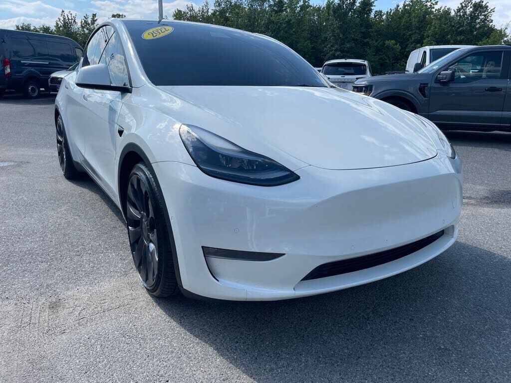 2022 TESLA Model Y