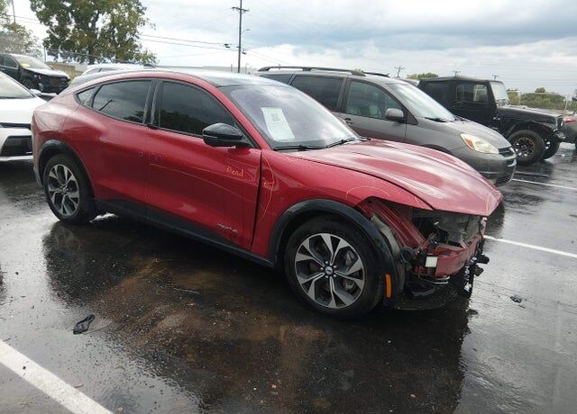 2021 FORD Mach-E