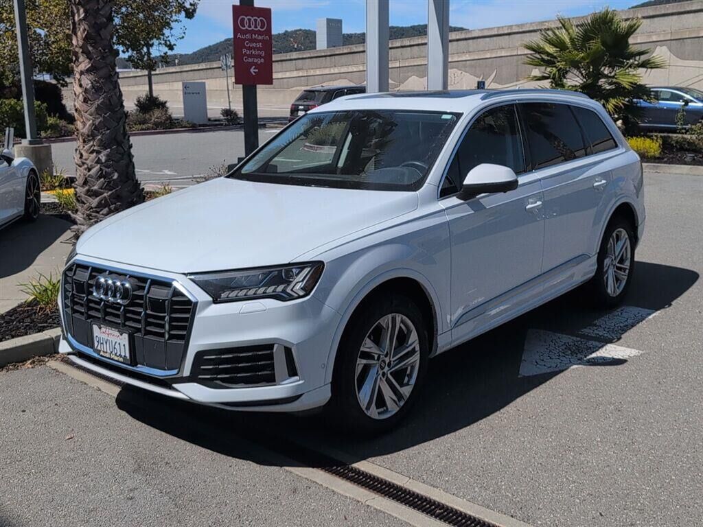 2023 AUDI Q7