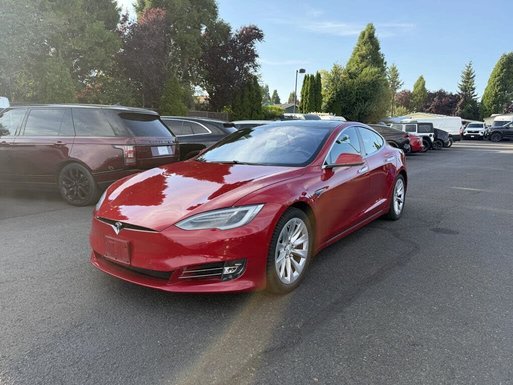 2016 TESLA Model S
