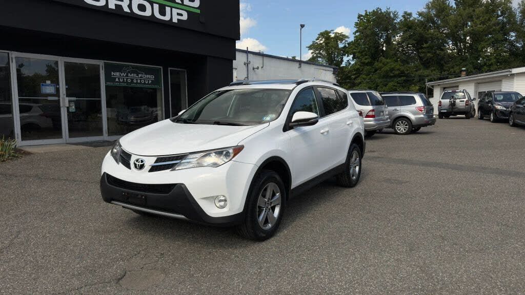2015 TOYOTA RAV4